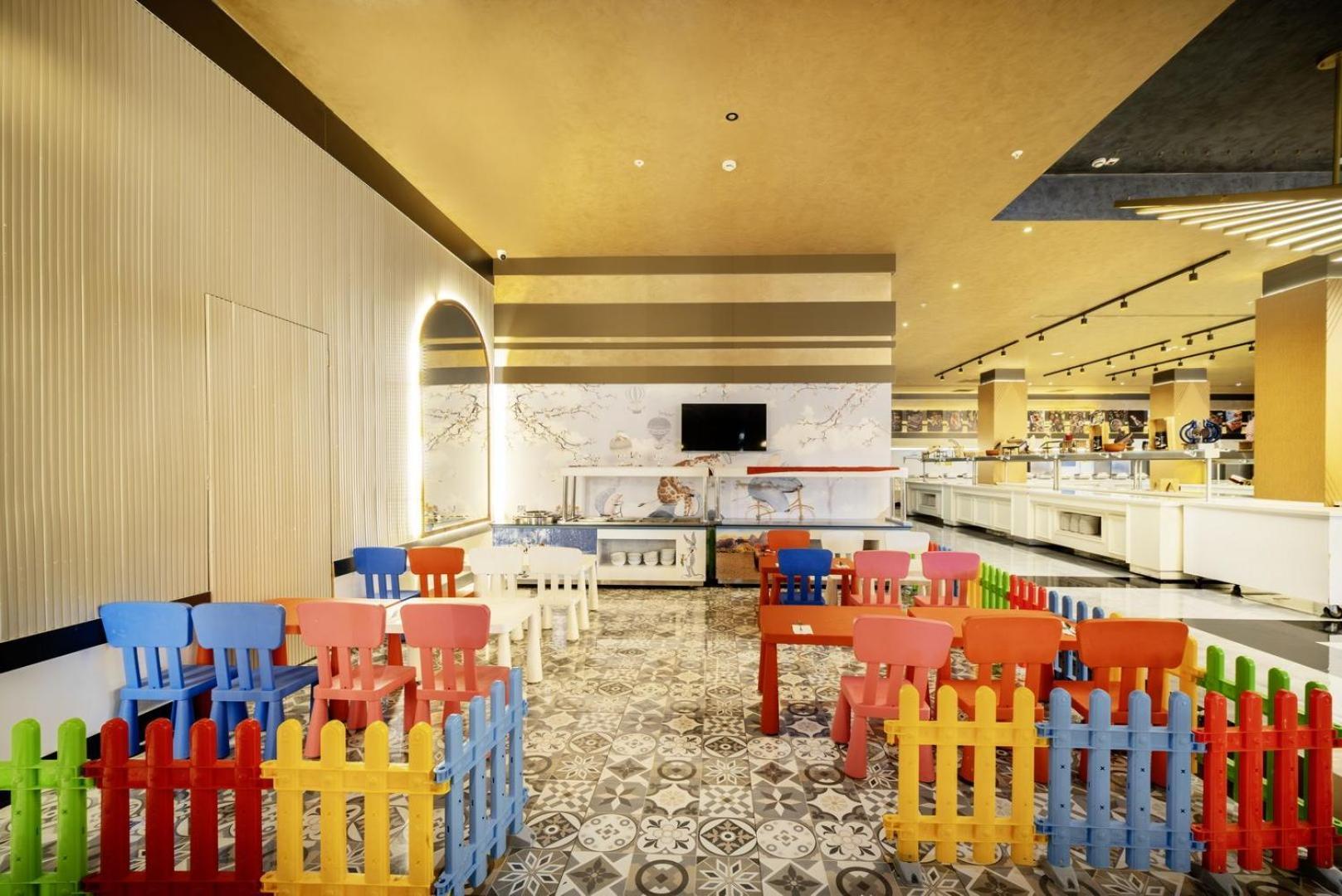 Serenity Queen Hotel Alanya Ngoại thất bức ảnh